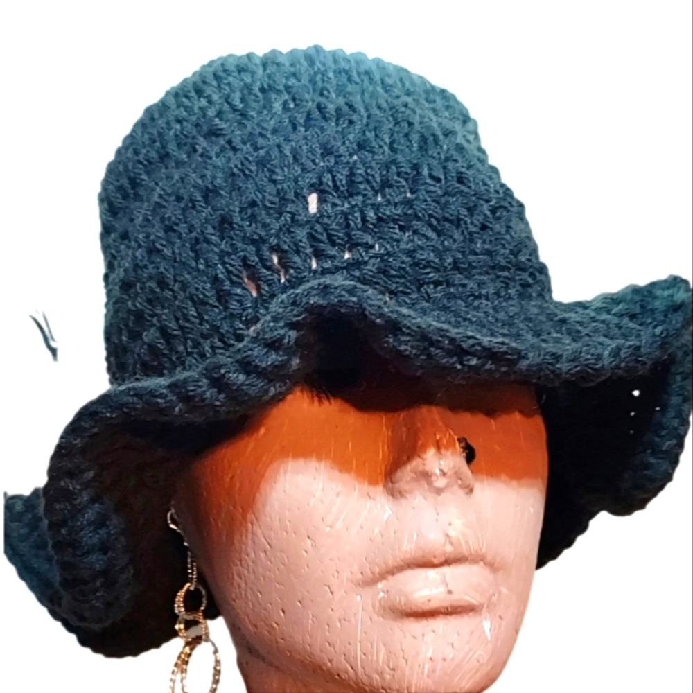 #13❤️LOVE:HANDMADE. BUCKET HAT